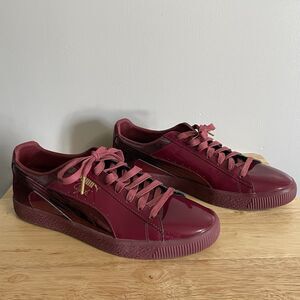 PUMA Men's Clyde Low-Top Lace-Up Athletic Sneakers Burgundy Solid Sports
